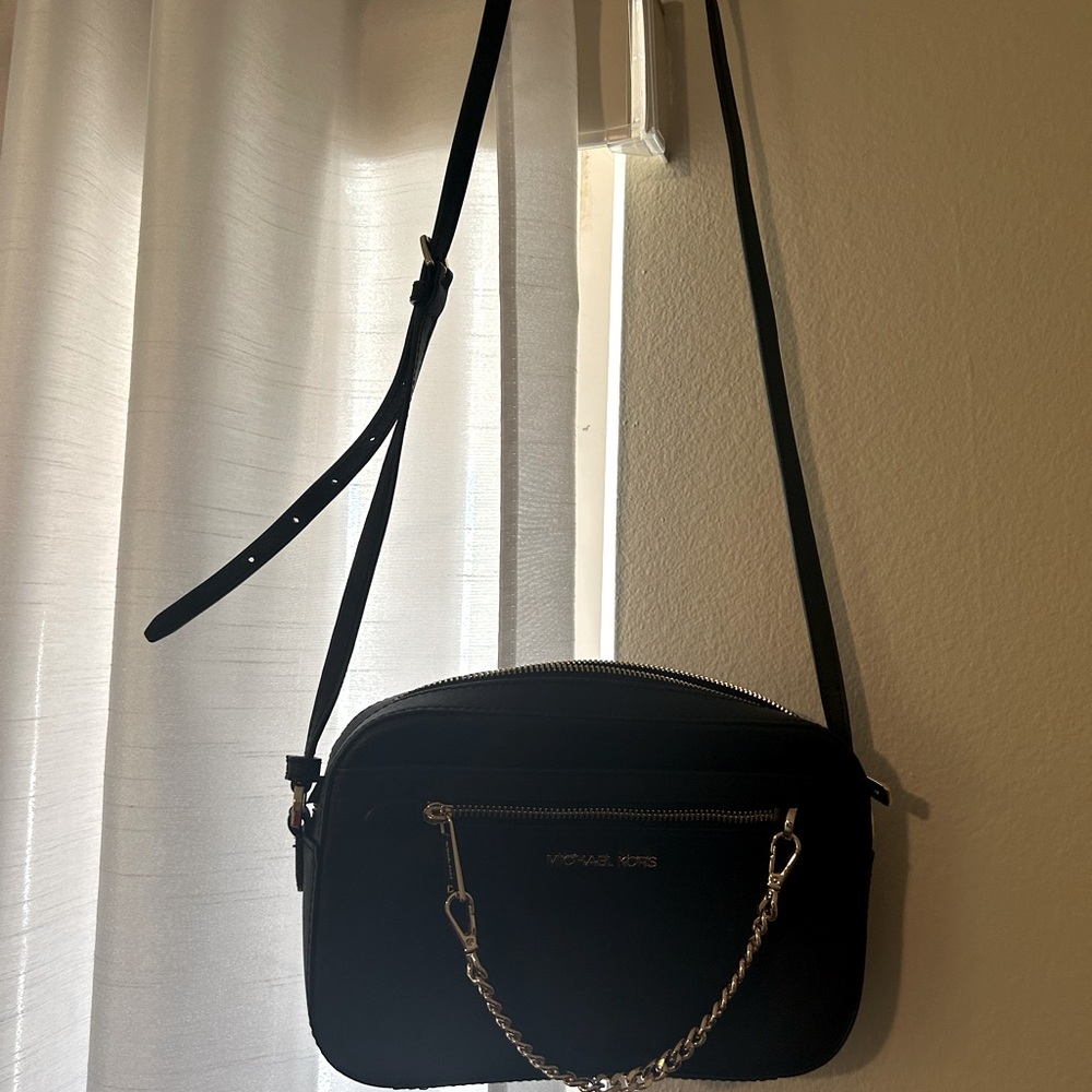 Michael Kors Crossbody bag, like new with gold accents